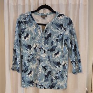 Women's Blue Floral Top